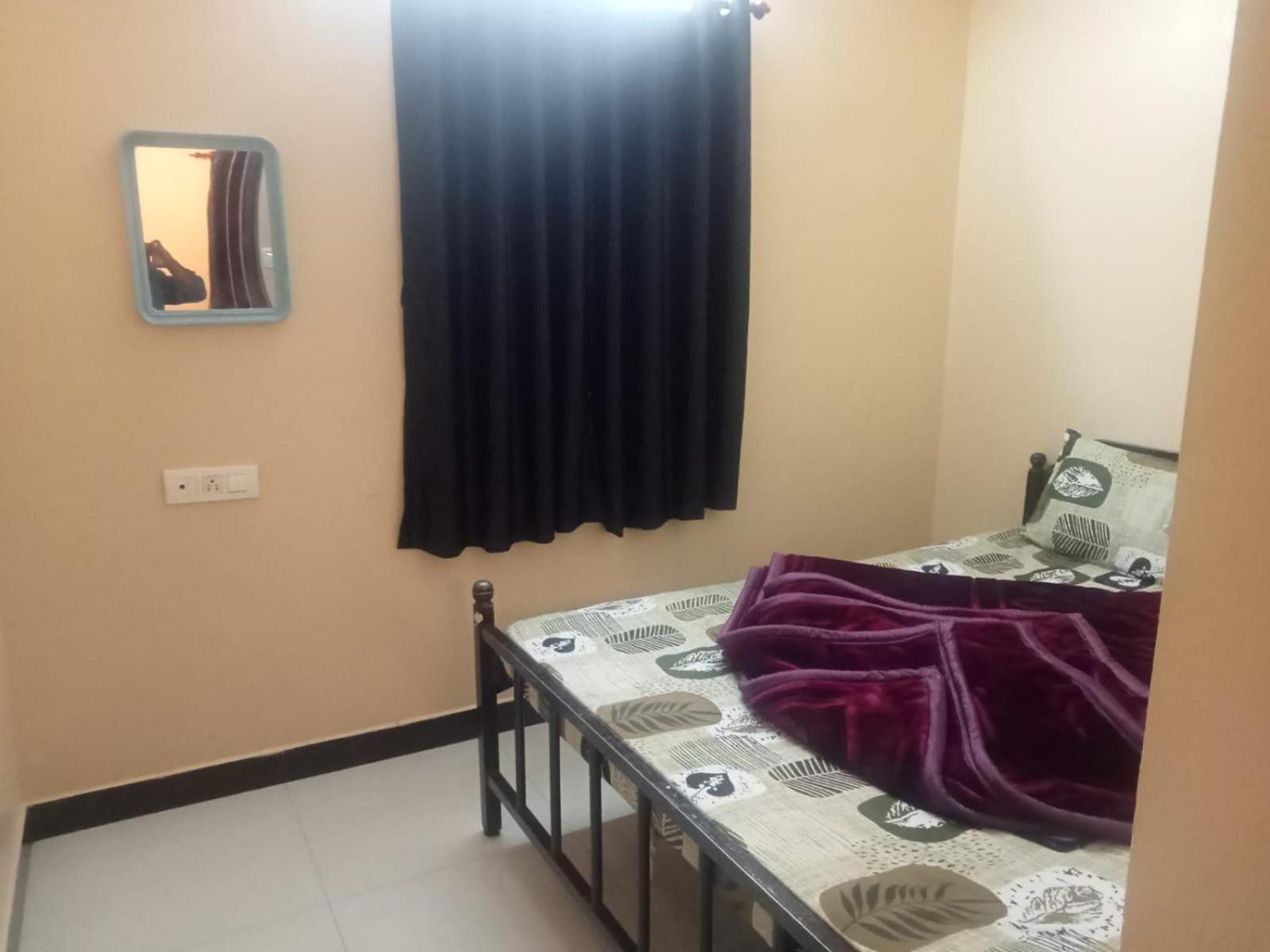 Hrs Budget Rooms Ooty Buitenkant foto